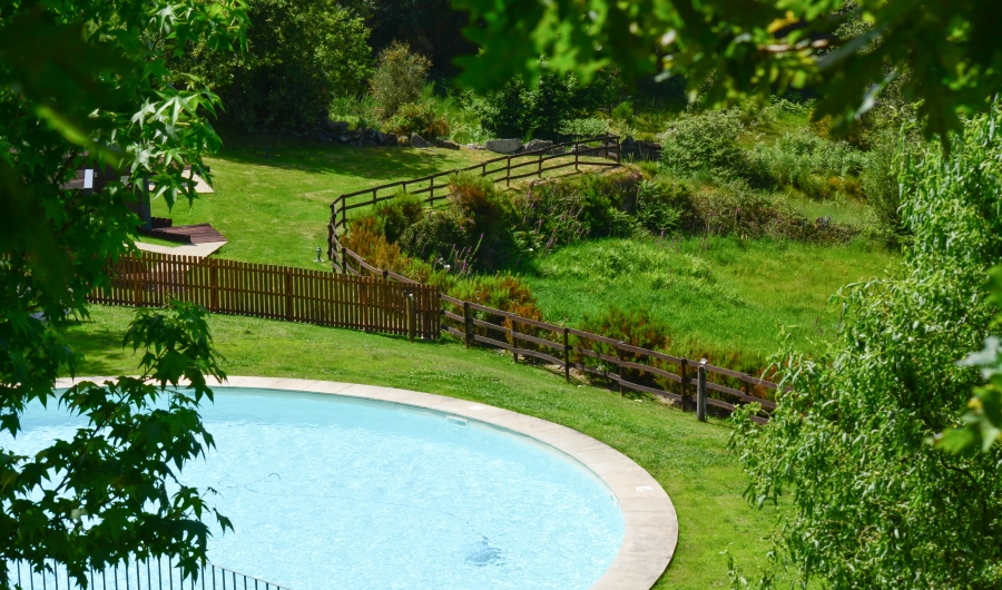 Visit Simply Happy - Carousel One - Image 1