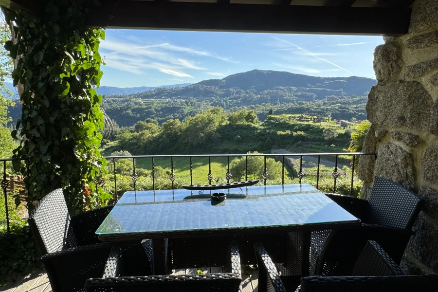 Visit Simply Happy - Carousel Three - Image 4